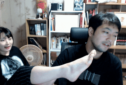 주호민 때리는 이말년(침착맨 과거 일진맨 논란 사진)+존잘맨/근황 추가 이미지 22