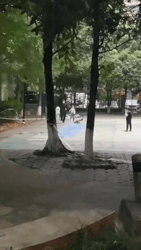 어셈블 뜻 (3줄 요약-커뮤니티에서 사용하는 의미) 썸네일